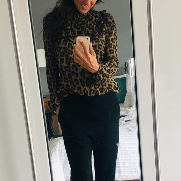 Meet your Posher, Dannie - Picture 3 of 8